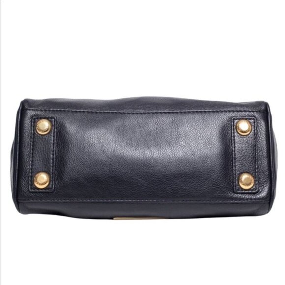 Marc  By Jacobs Black and Gold Leather Shoulder Bag - Picture 9 of 9